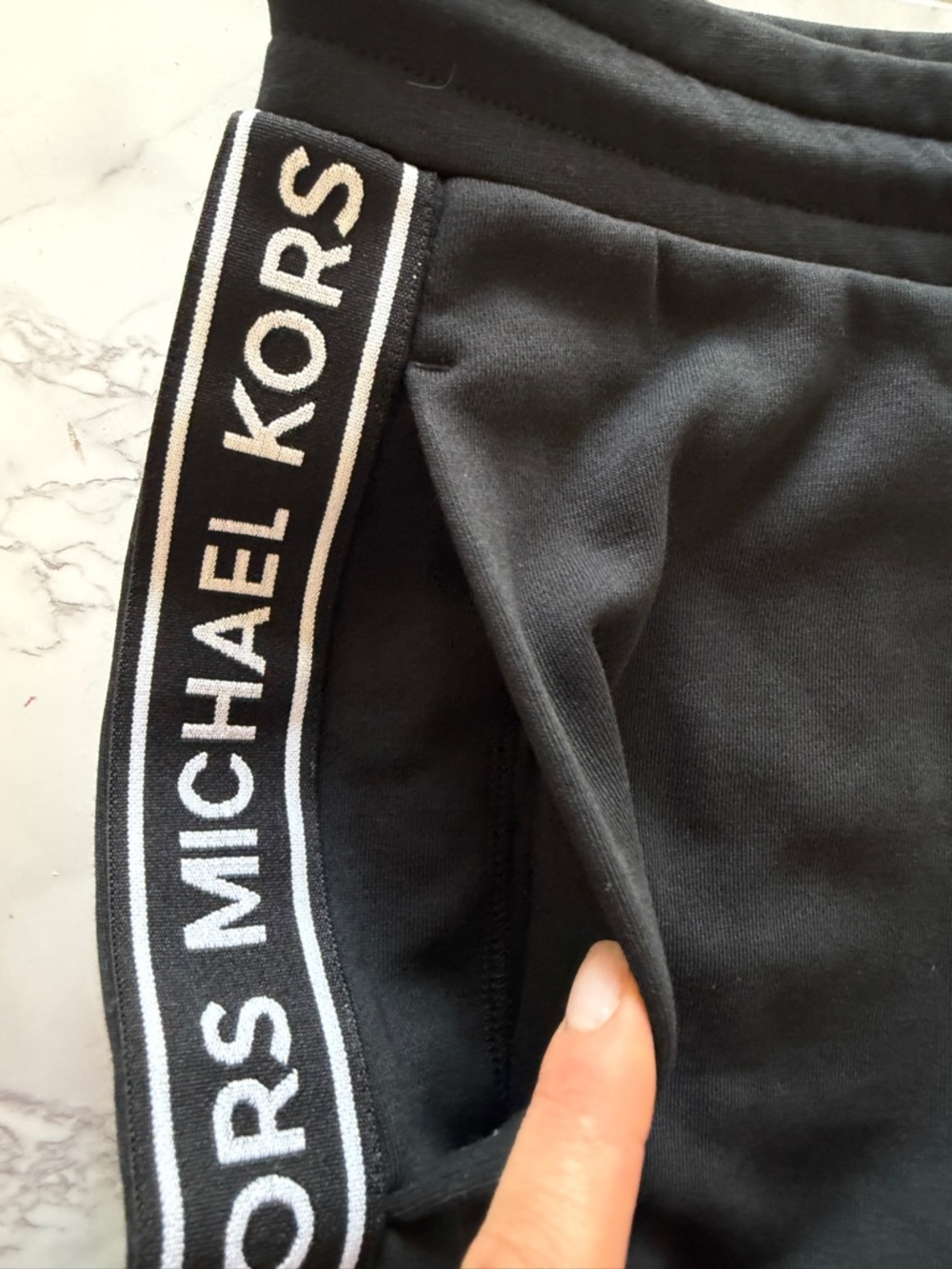 Michael Kors Black Athletic Drawstring Shorts with Logo Trim L - Picture 6 of 8
